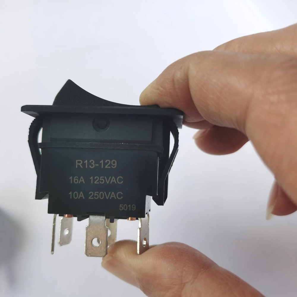 R13-129 4Pin 6Pins 125/250V 16 - огляд і ціна Power Tools Machine